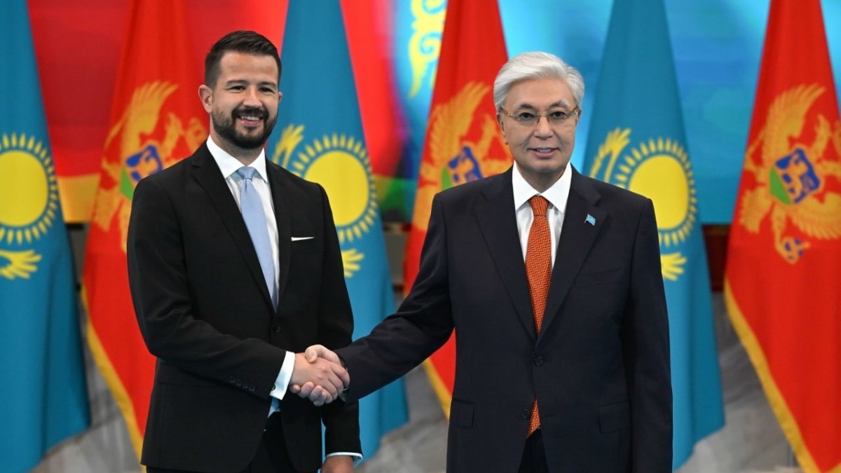 Qazaqstanǵa alǵash ret Chernogoriia prezidenti resmi saparmen keldi