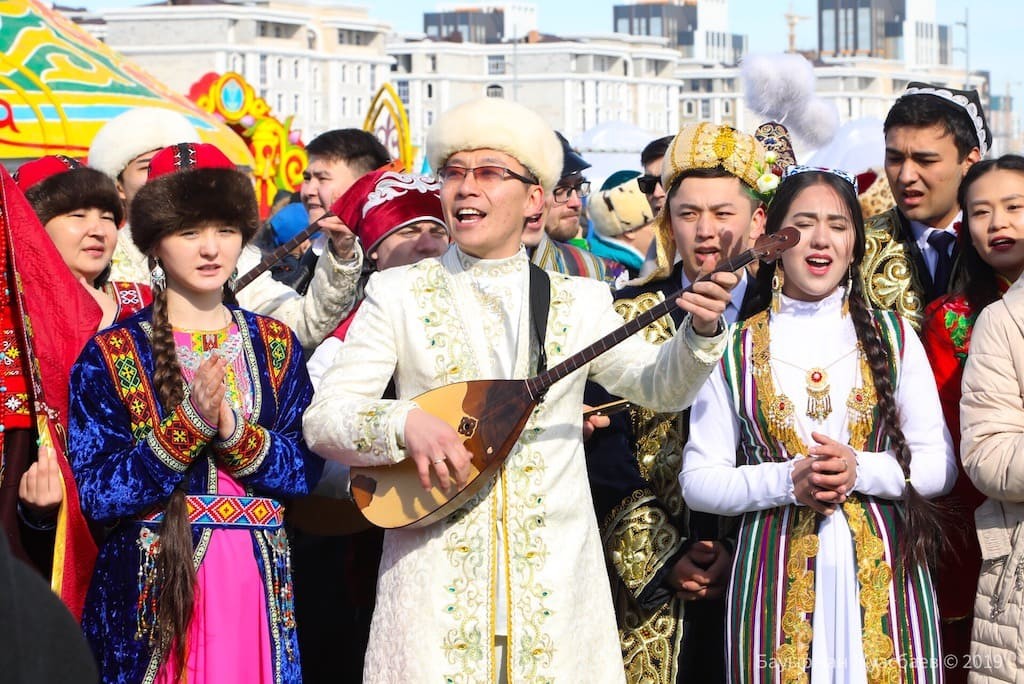 Қазақстандықтардың 93 пайызы елдегі этносаралық ахуалды оң бағалайды