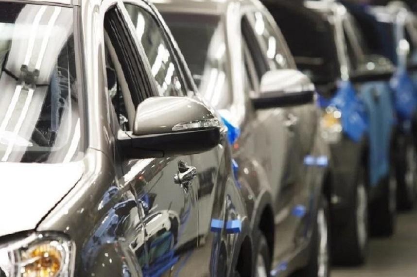 Астанада 165 автокөлікке қатысты алаяқтық жасаған қылмыстық топ сотталды