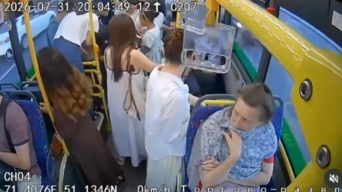 Астанада полиция қызметкері кәмпитке қақалып қалған баланың өмірін сақтап қалды