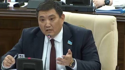 Бақытжан Базарбек көлігімен қағып кеткен азамат Тараздағы ауруханаға жеткізілді
