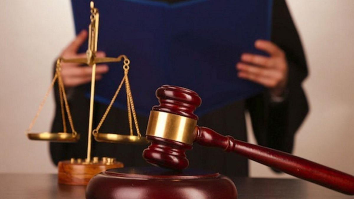 4 жастағы балаға күш қолданған нұсқаушы рақымшылықпен босатылды