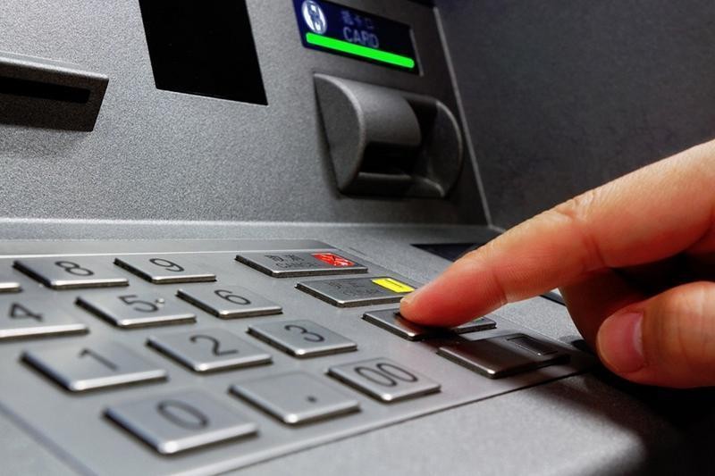 Банкоматта қалған 600 мың теңге: Орал тұрғыны ұсталды