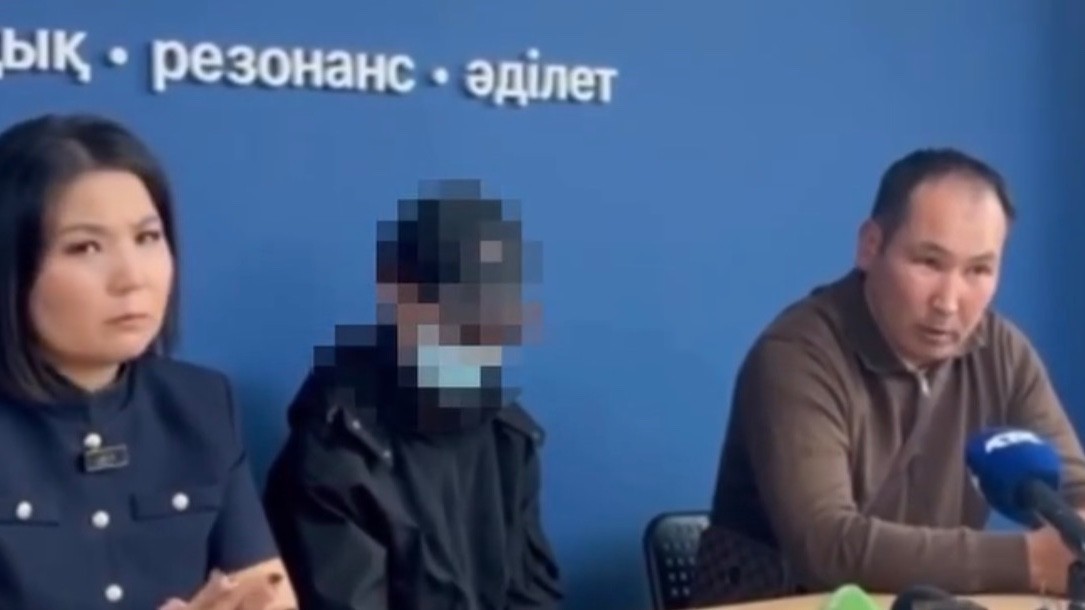 Алматы облысында 15 жастағы қызды бірнеше жігіт екі ай бойы зорлаған