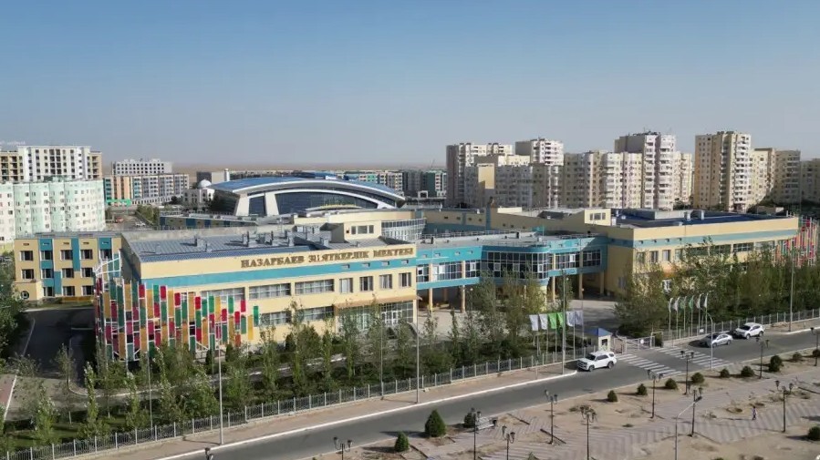 Оқушылар мас күйде деп айыптады: Ақтауда НЗМ қызметкеріне қатысты тексеріс басталды